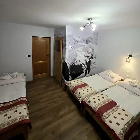 Lesna Ostoya Landhuis